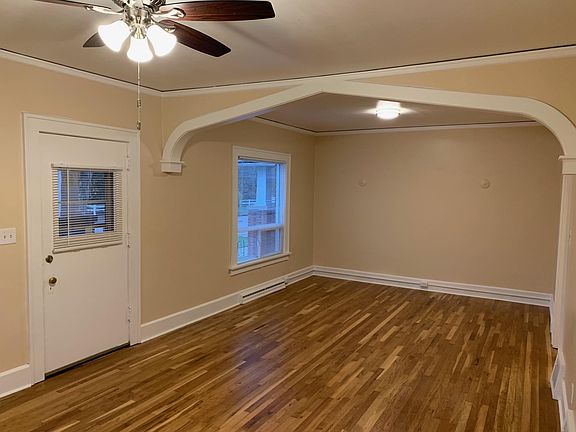 Living area, upstairs