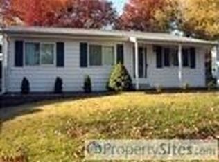 4809 Plum Tree Ln, Hazelwood, MO 63042
