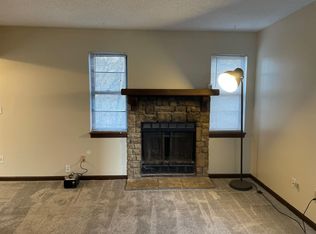 6207 NW Casper Dr APT C, Kansas City, MO 64152