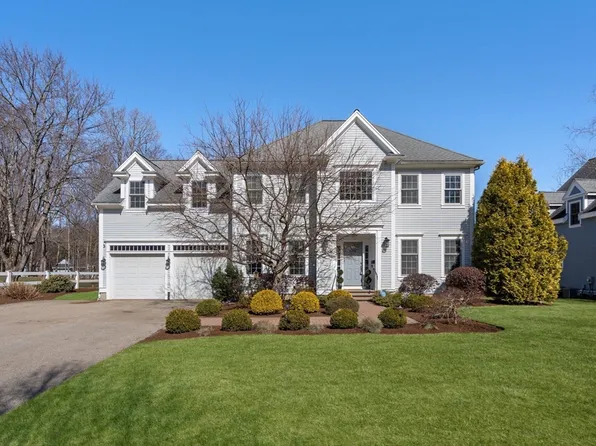 694 Salisbury St, Worcester, MA 01609