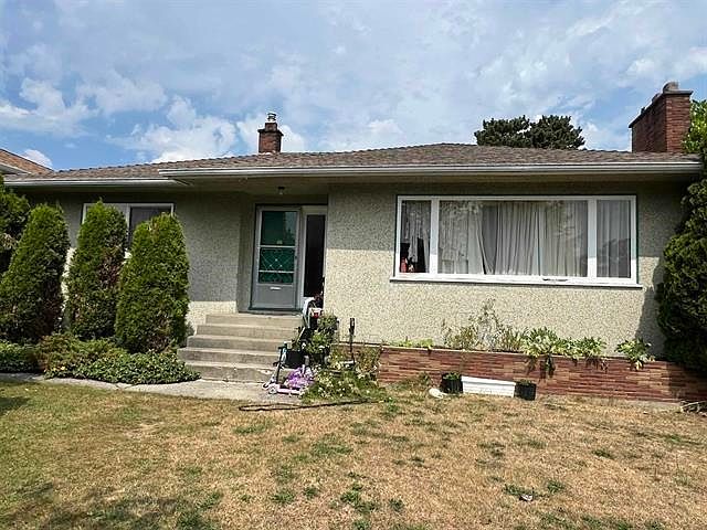 1st image of 4881 Highlawn Dr
