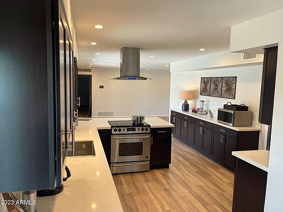 3rd image of 341 E LA DIOSA Drive