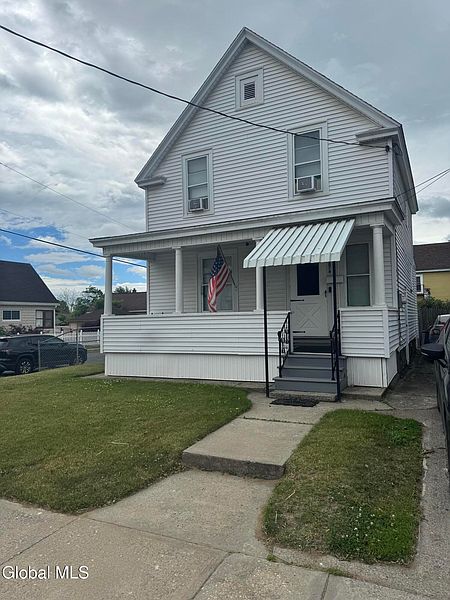 2nd image of 876 Thompson Street