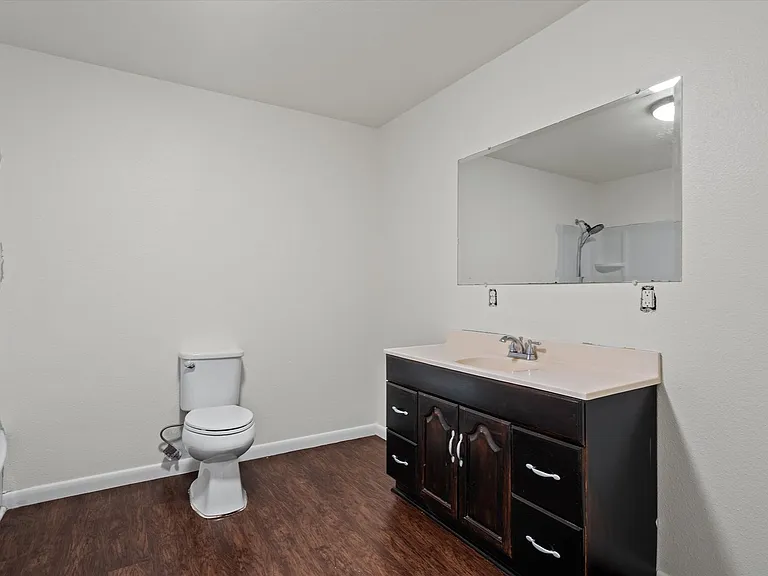 1014 FM 1441 — Photo 33