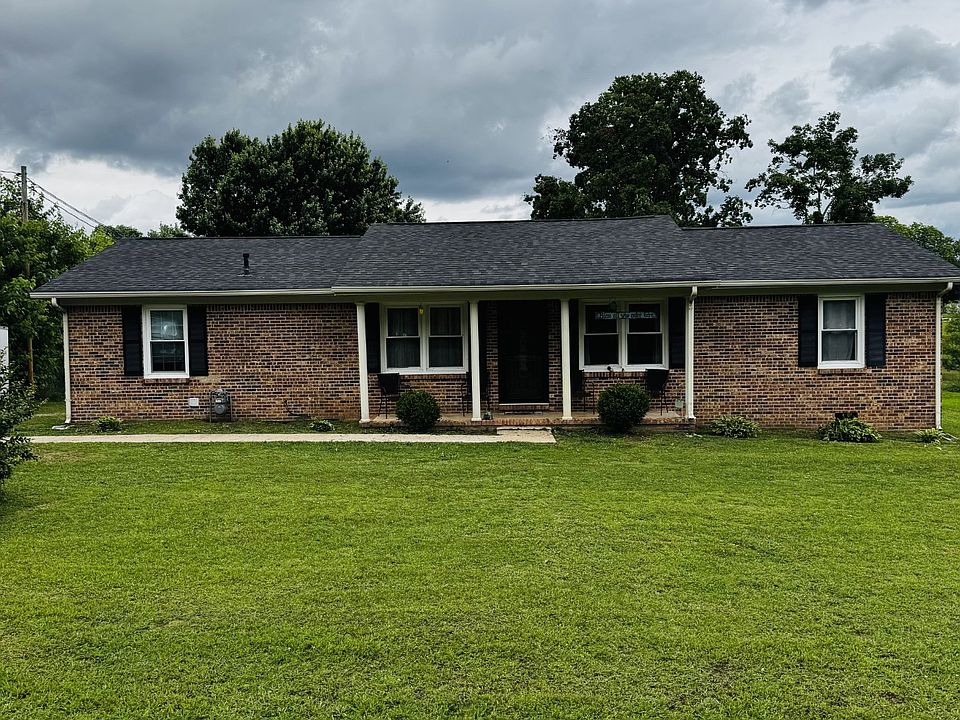 1st image of 502 Circle Hill Dr