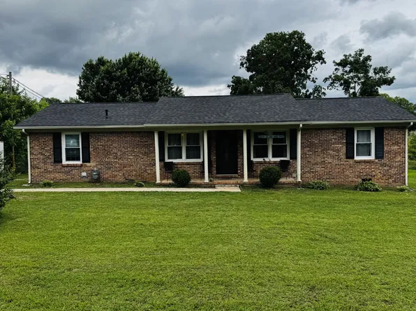 502 Circle Hill Dr, McMinnville, TN 37110