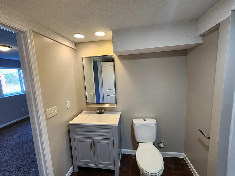 433 Eagle Lake Rd S — Photo 10