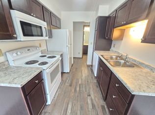 1804 S Stephen Ave APT 12, Sioux Falls, SD 57103