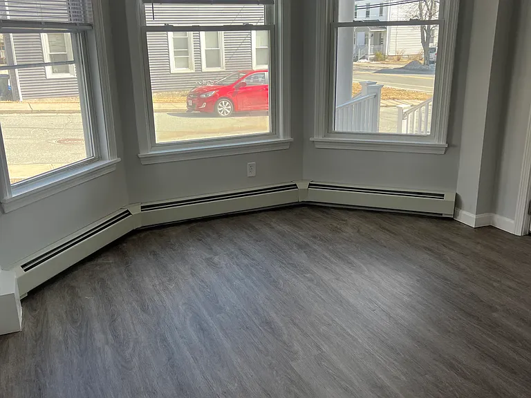 1 Pleasant St #2 — Photo 4