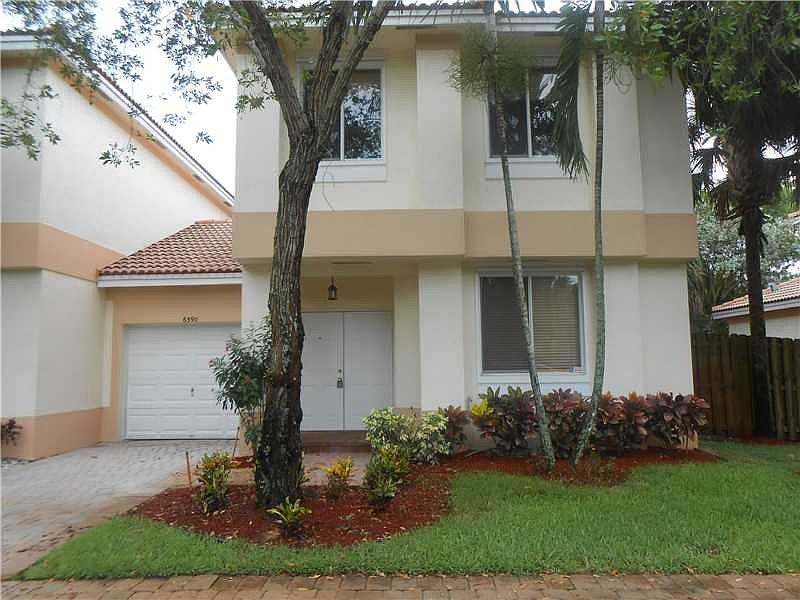 1st image of 6590 Hidden Cove Dr