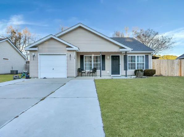 124 Pointer Dr, Goose Creek, SC 29445