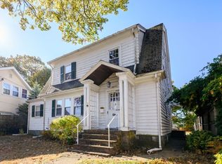 1427 Quincy Shore Dr, Quincy, MA 02169