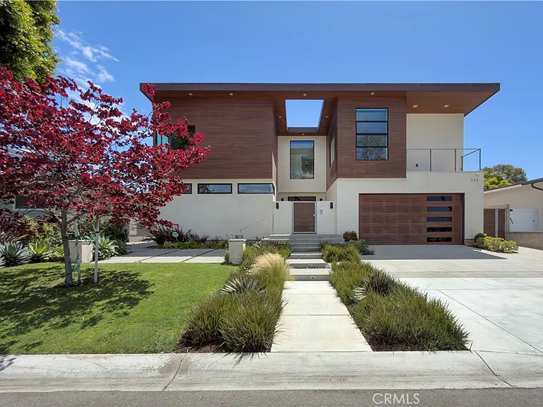 324 Saint Andrews Rd — Photo 1