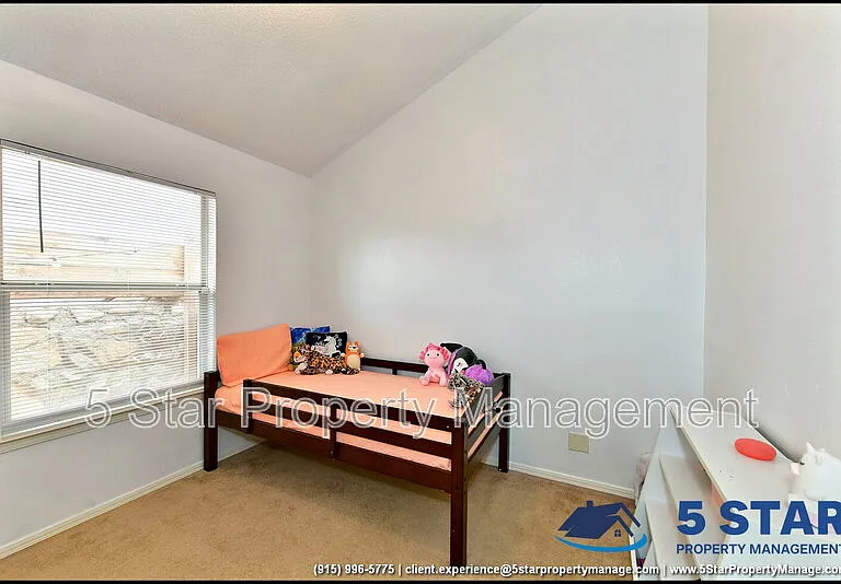 10937 Northview Dr — Photo 36