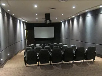 Rented by R New York
