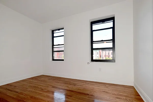 Rented by J Misrahi Realty Corp | media 4