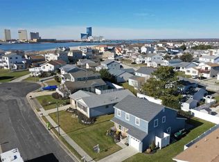 10 Harbour Ct, Brigantine, NJ 08203