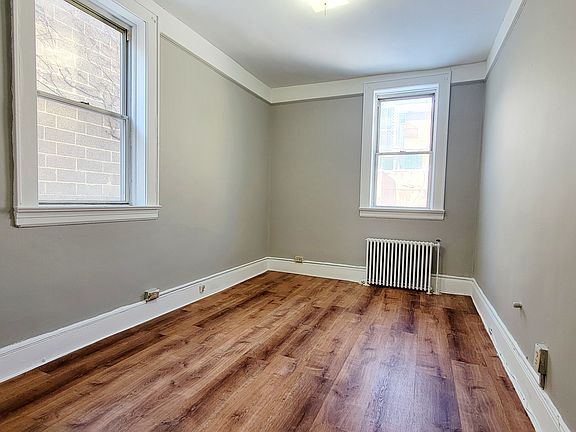 4th image of 221 Palisade Ave #1