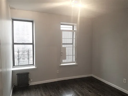 Rented by The Hamilton Group | media 12