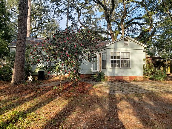 4th image of 2130 Charter Oak Dr
