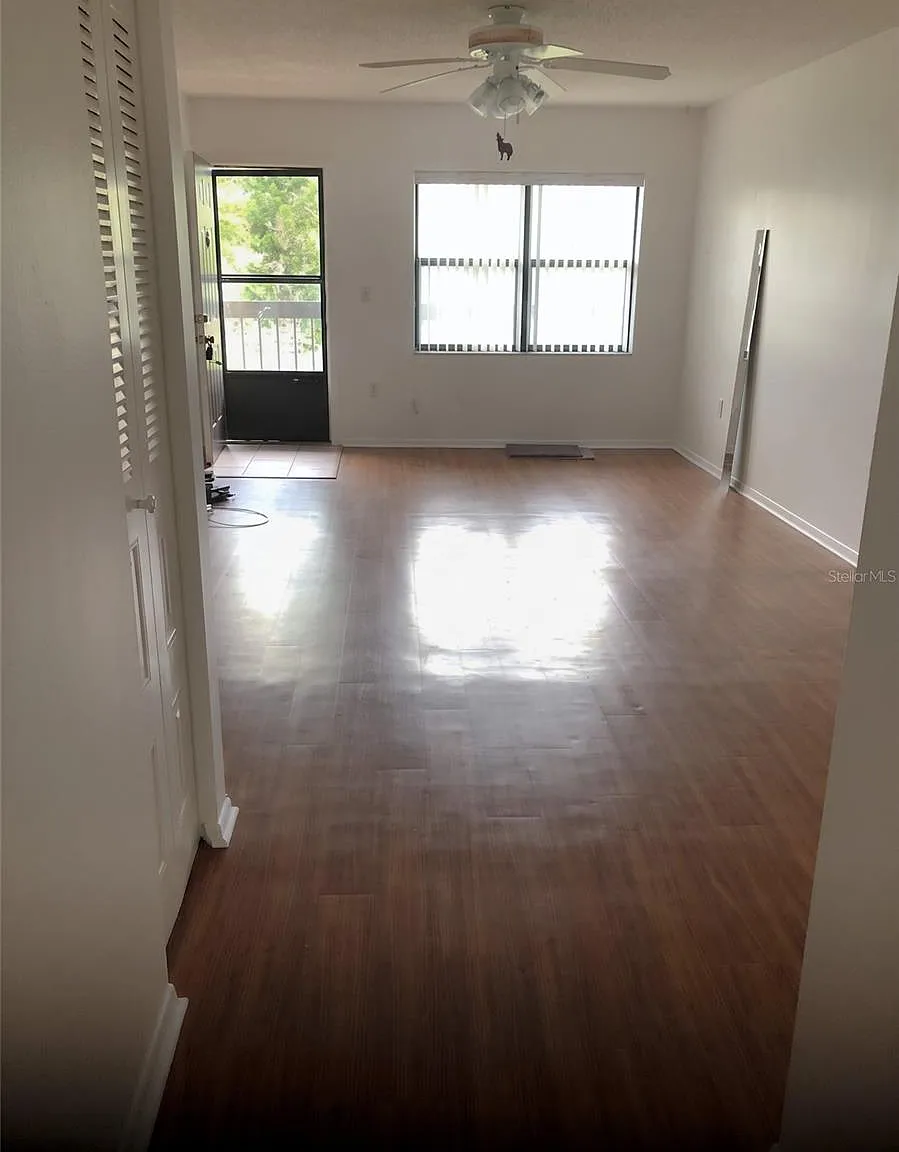 2 bed, 2.0 bath, 1050 sqft, $1,400 — Photo 3