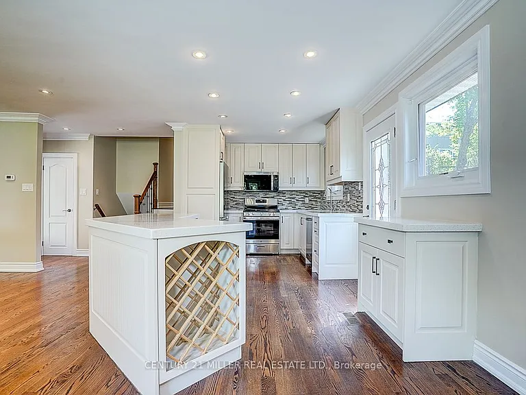 37 Dallington Dr — Photo 21