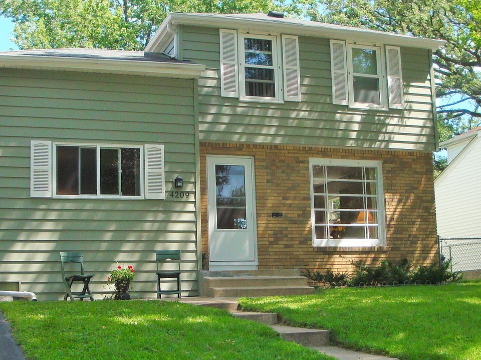 1st image of 4209 Princeton Ave S