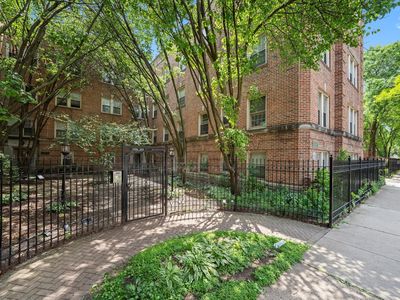 837 E 52nd St APT 3, Chicago, IL, 60615