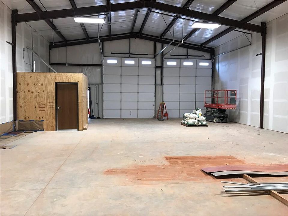 2nd image of 7921 Northside Dr