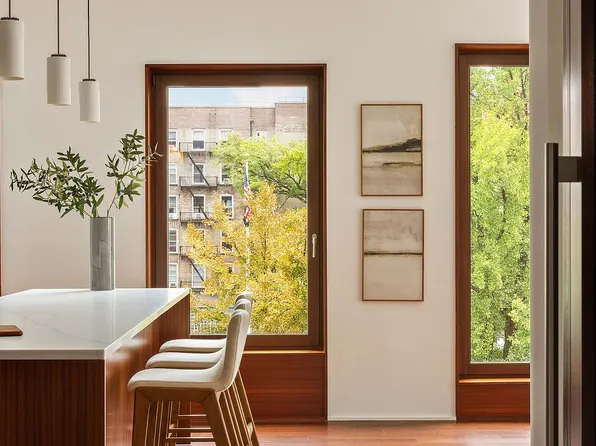 83 Thompson St #5, New York, NY 10012