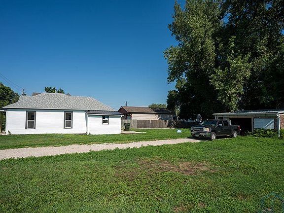 3rd image of 503 W 26th St