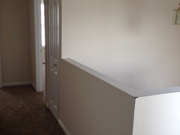 3rd image of 256 Pinnacle Ct
