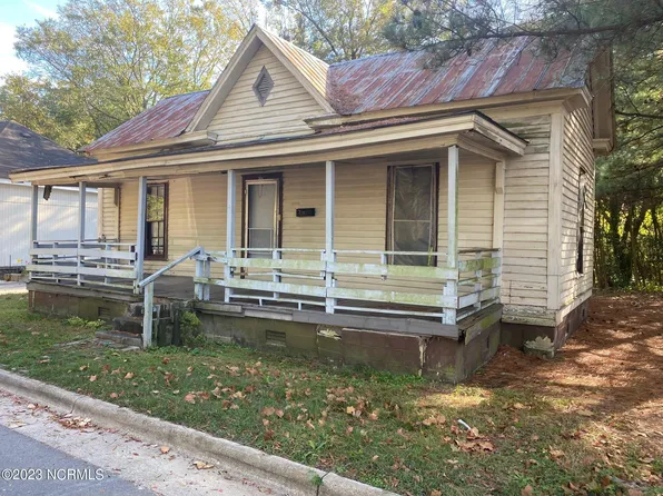 904 Viola Street E, Wilson, NC 27893