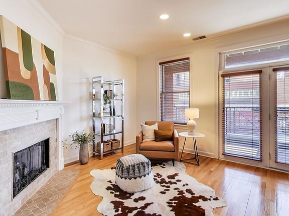 4th image of 2719 N Halsted St #2
