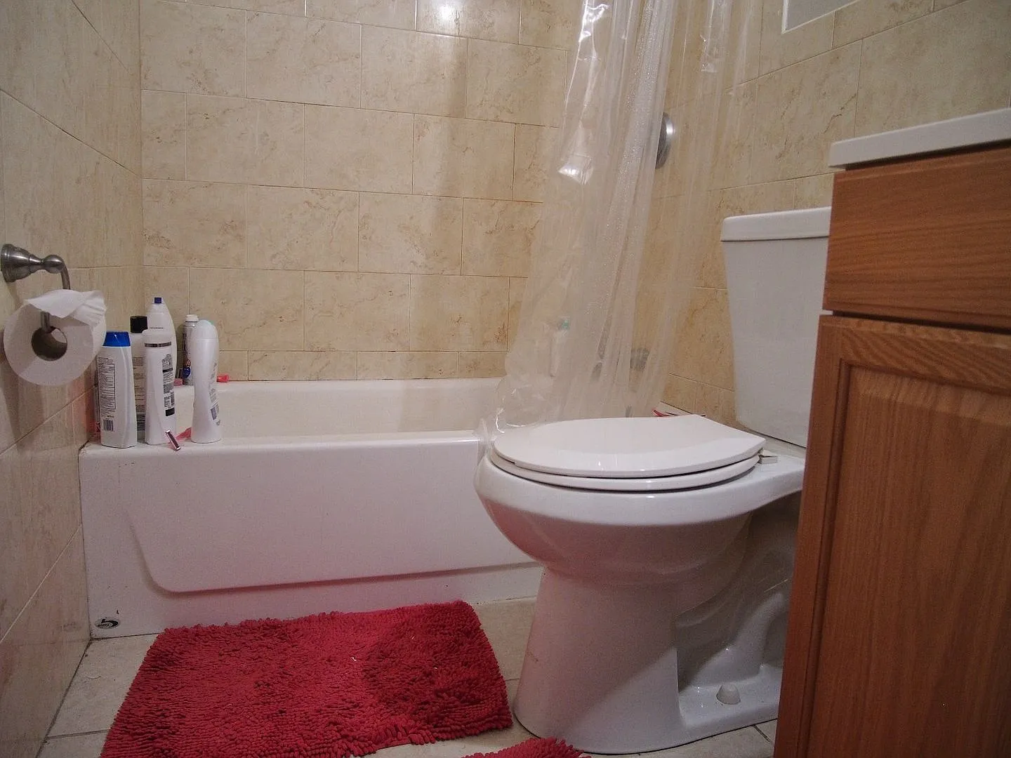Sunny Spacious 4 Bedroom — Photo 1