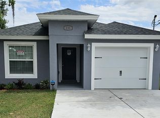 135 Oleander Ave, Auburndale, FL 33823