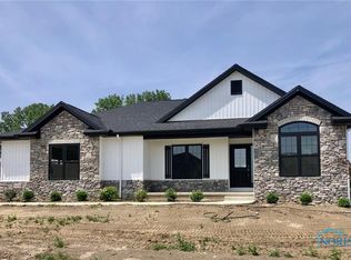 11170 Whitetail Way, Whitehouse, OH