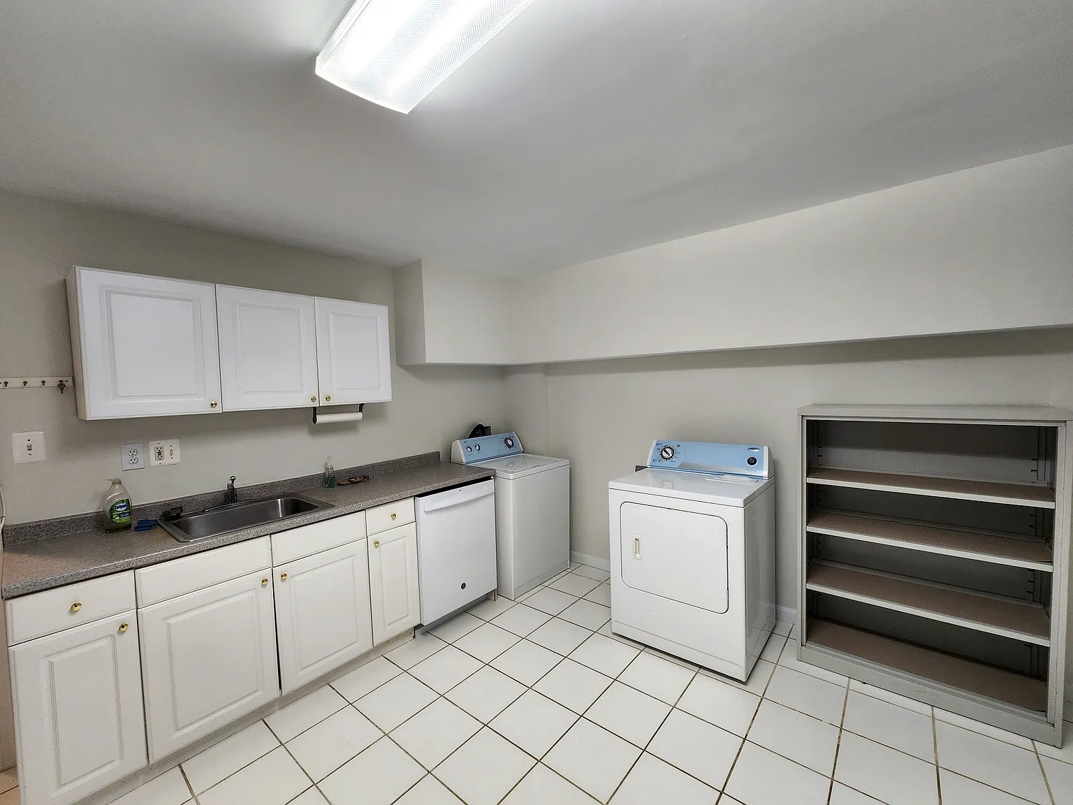 1 bed, 1200 sqft, $1,950 — Photo 3