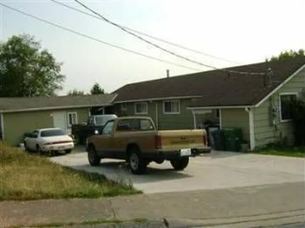 143 Oak St, Bremerton, WA 98310