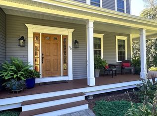 30 McClellan Rd, Sutton, MA 01590