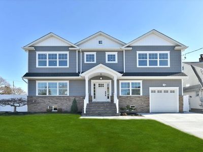 801 Pine Place, Bellmore, NY, 11710