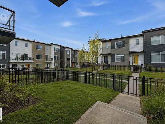 3rd image of 804 Welsh Dr SW #54