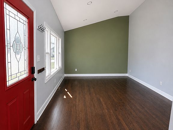 5th image of 228 Williams Rd