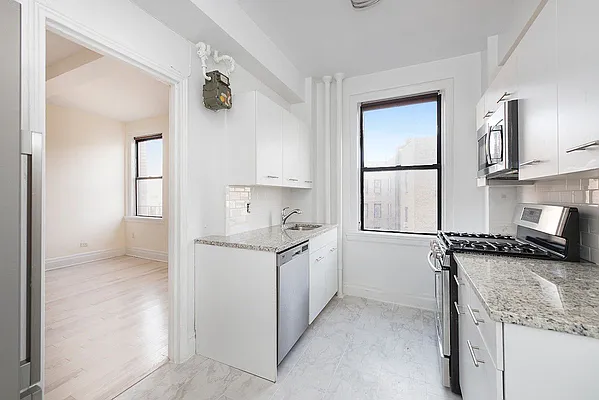 Rented by Living New York | media 17