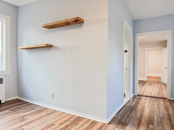 5th image of 20 Park Dr Unit A