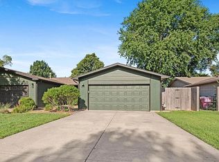 245 S Westview Dr, Derby, KS 67037