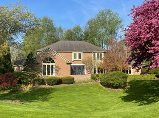 465 Stoneridge Ln, Bloomfield Hills, MI