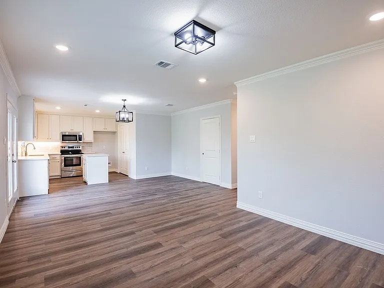 3462 Coronado Ct — Photo 7