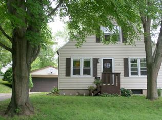 1837 Northwestern Ave, Madison, WI 53704