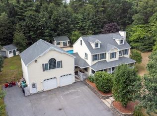 2 Edwards Dr, Pelham, NH 03076